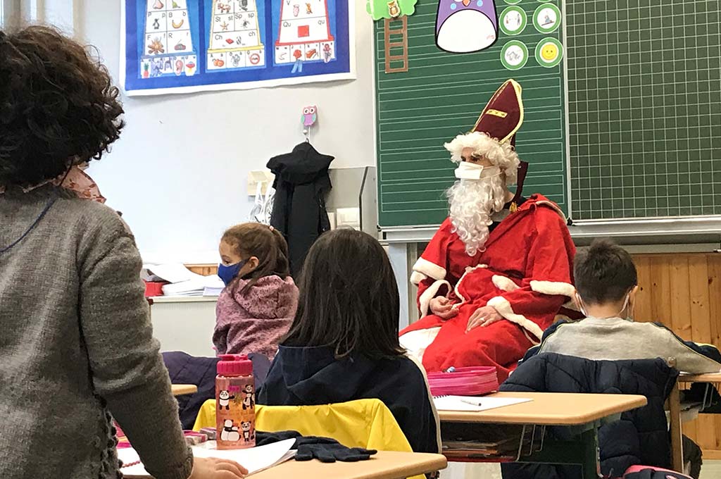 Der Nikolaus in der Grundschule